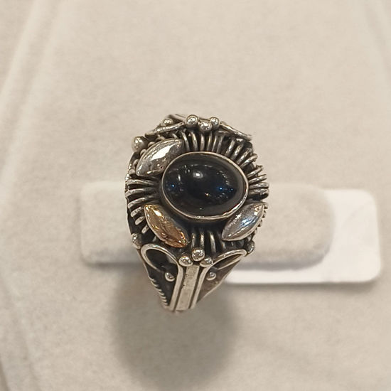Picture of Ring